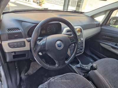 Fiat Grande Punto 1.2 5 porte Dynamic metano Grigio usata Somma Vesuviana