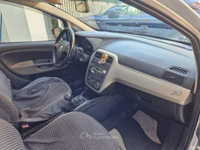 Fiat Grande Punto 1.2 5 porte Dynamic metano Grigio usata Somma Vesuviana