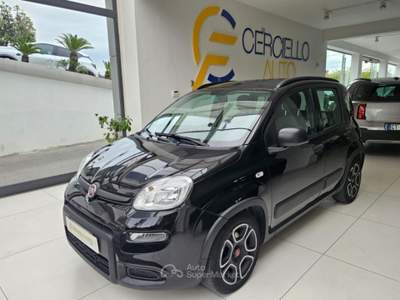 Fiat Panda 1.0 FireFly S&S Hybrid City Life da €129,00 mensil Nero usata Somma Vesuviana