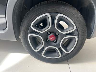 Fiat Panda 1.0 FireFly S&S Hybrid City Life da €129,00 mensil Nero usata Somma Vesuviana
