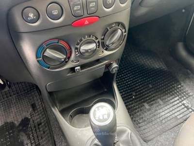 Fiat Punto 1.3 Multijet 16V 5 porte Dynamic Bianco usata Somma Vesuviana