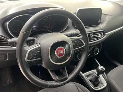 Fiat Tipo 1.6 Mjt S&S SW Lounge da ee130,00 mensili  Nero usata Somma Vesuviana