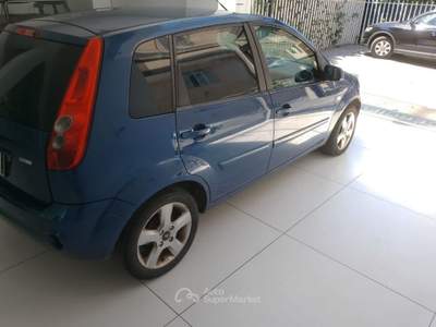 Ford Fiesta 1.4 TDCi 5p. Titanium Blu/Azzurro usata Somma Vesuviana