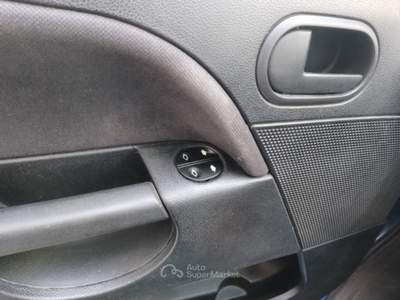 Ford Fiesta 1.4 TDCi 5p. Titanium Blu/Azzurro usata Somma Vesuviana