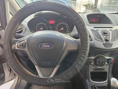 Ford Fiesta + 1.4 TDCi 68CV 5 porte Grigio usata Somma Vesuviana