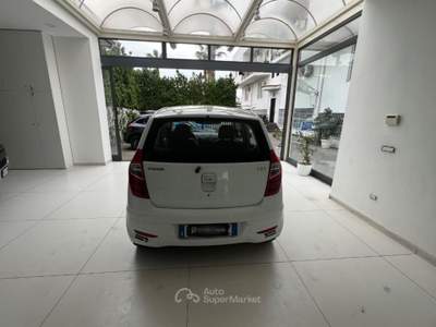 Hyundai i10 1.1 12V BlueDrive GPL Sound Edition Bianco usata Somma Vesuviana