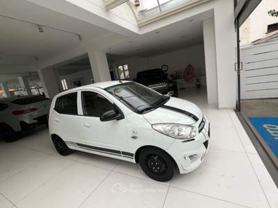 Hyundai i10 1.1 12V BlueDrive GPL Sound Edition Bianco usata Somma Vesuviana