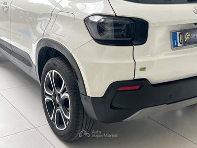 Jeep Avenger 1.2 Turbo 100 CV MHEV Summit da €269,00 Bianco usata Somma Vesuviana