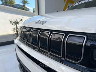 Jeep Avenger 1.2 Turbo 100 CV MHEV Summit tua da €299,00 mensil Grigio usata Somma Vesuviana