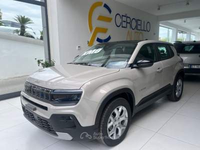 Jeep Avenger 1.2 Turbo 100 CV  tech e sky  tetto AP da€259,00 Grigio usata Somma Vesuviana