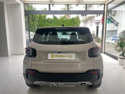 Jeep Avenger 1.2 Turbo 100 CV  tech e sky  tetto AP da€259,00 Grigio usata Somma Vesuviana