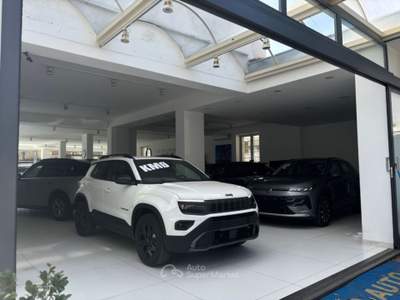 Jeep Avenger 1.2 Turbo 145 CV MHEV 4xe Overlandda €319,00 mensi Grigio usata Somma Vesuviana