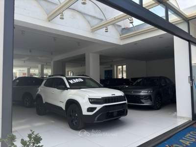 Jeep Avenger 1.2 Turbo 145 CV MHEV 4xe Overlandda €319,00 mensi Grigio usata Somma Vesuviana