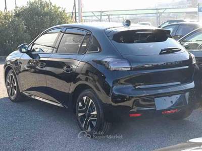 Peugeot 208 Allure Puretech 100 Nero usata Pianezza