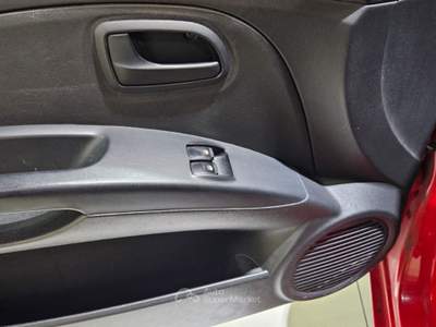 Kia Picanto 1.0 12V Urban Rosso usata Somma Vesuviana