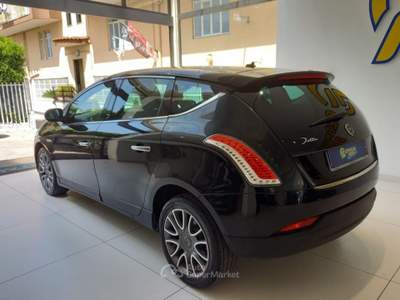 Lancia Delta 2.0 MJT DPF Platino Nero usata Somma Vesuviana