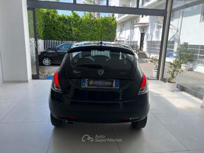 Lancia Ypsilon 1.0 FireFly 5 porte S&S Hybrid Gold tua da €125,00 Nero usata Somma Vesuviana