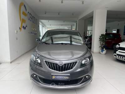Lancia Ypsilon 1.0 FireFly 5 porte S&S Hybrid Gold tua da €125,00 Grigio usata Somma Vesuviana Lancia Ypsilon 1.0 FireFly 5 porte S&S Hybrid Gold tua da €125,00 Grigio usata Somma Vesuviana