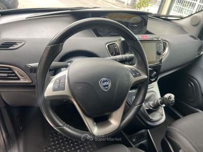 Lancia Ypsilon 1.0 FireFly 5 porte S&S Hybrid Gold tua da €125,00 Grigio usata Somma Vesuviana