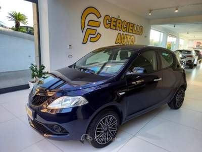 Lancia Ypsilon 1.2 69 CV 5 porte Gold tua da €129  Blu/Azzurro usata Somma Vesuviana