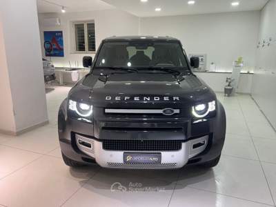Land Rover Defender 110 3.0D I6 200 CV AWD Auto SEda €599,00 Grigio usata Somma Vesuviana