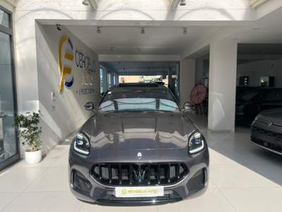 Maserati Grecale MHEV 330 CV AWD Modena tetto da€529,00 mensili  Grigio usata Somma Vesuviana