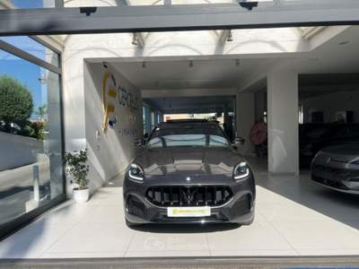 Maserati Grecale MHEV 330 CV AWD Modena tetto da€529,00 mensili  Grigio usata Somma Vesuviana