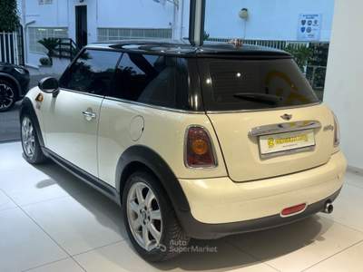 MINI Cooper 1.6 16V Cooper D Bianco usata Somma Vesuviana