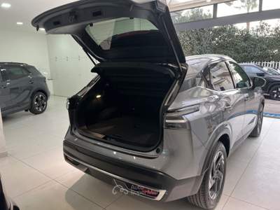 Nissan Qashqai MHEV 140 CV N-Connecta TUA DA €259,00 MENSILI  Grigio usata Somma Vesuviana