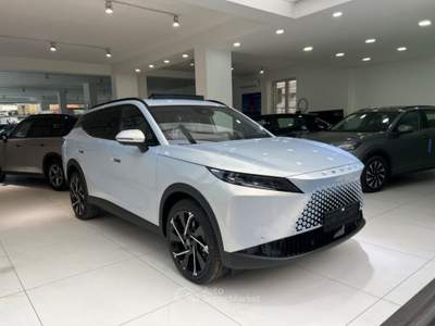 Omoda 7 OMODA 7 SUPER HYBRID PREMIUM 274CV DA ,€419,00 Grigio usata Somma Vesuviana