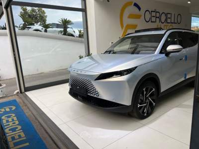 Omoda 7 OMODA 7 SUPER HYBRID PREMIUM 274CV DA ,€419,00 Grigio usata Somma Vesuviana
