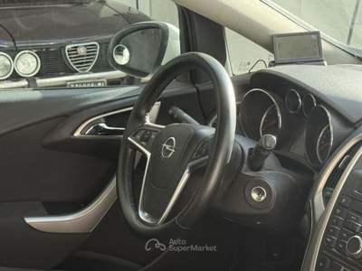 Opel Astra 1.4 100CV 5 porte Cosmo Bianco usata Somma Vesuviana