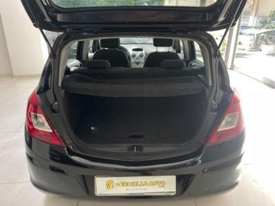 Opel Corsa 1.2 85CV 5 porte GPL-TECH Elective Nero usata Somma Vesuviana