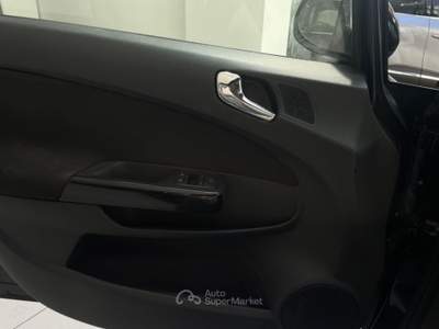 Opel Corsa 1.2 85CV 5 porte GPL-TECH Elective Nero usata Somma Vesuviana