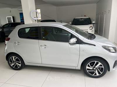 Peugeot 108 PureTech 82 5porte Allure da €90,00 mensili ant0 Grigio usata Somma Vesuviana