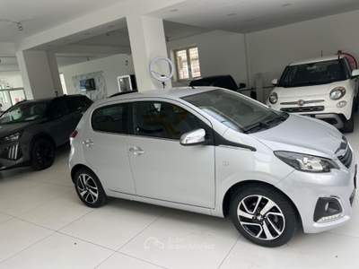Peugeot 108 PureTech 82 5porte Allure da €90,00 mensili ant0 Grigio usata Somma Vesuviana