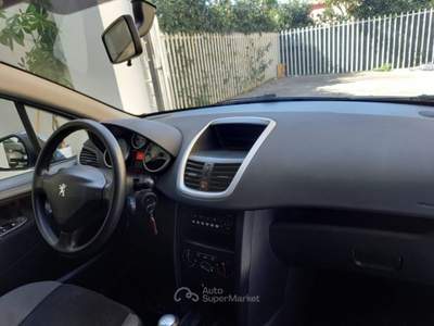 Peugeot 207 1.4 HDi 70CV 5p. X Line Grigio usata Somma Vesuviana