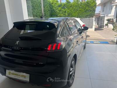 Peugeot 208 BlueHDi 100 Stop&Start 5 porte Allure DA€159,00 Nero usata Somma Vesuviana