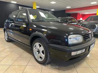 Volkswagen Golf 2.0 16V cat 5 porte GTI *TETTO/LIBRETTO SERVICE* Nero usata Bozzolo