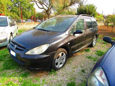 Peugeot 307 1.6 16V HDi FAP 110CV Station XS Nero usata Somma Vesuviana