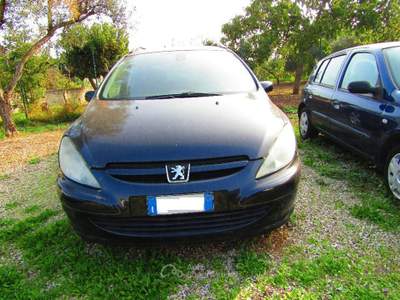 Peugeot 307 1.6 16V HDi FAP 110CV Station XS Nero usata Somma Vesuviana