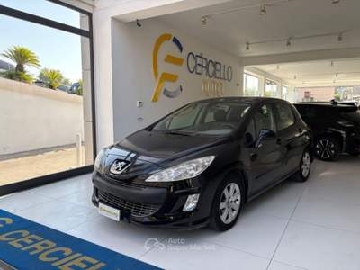 Peugeot 308 1.6 8V HDi 93CV 5p. Premium Grigio usata Somma Vesuviana