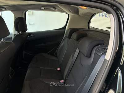 Peugeot 308 1.6 8V HDi 93CV 5p. Premium Grigio usata Somma Vesuviana
