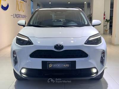 Toyota Yaris Cross 1.5 Hybrid 5p. E-CVT Active tua da €269,00 mensili Bianco usata Somma Vesuviana