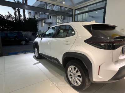 Toyota Yaris Cross 1.5 Hybrid 5p. E-CVT Active tua da €269,00 mensili Bianco usata Somma Vesuviana