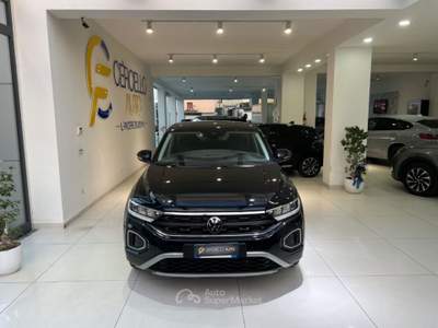 Volkswagen T-Roc 1.0 TSI Style tua da €239,00 mensili  Nero usata Somma Vesuviana