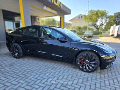 Tesla Model 3 Performance Nero usata Tortoreto