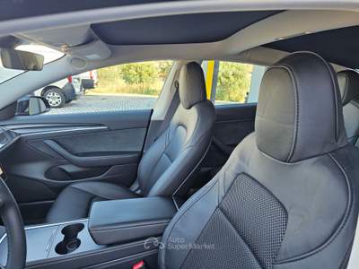 Tesla Model 3 Performance Nero usata Tortoreto