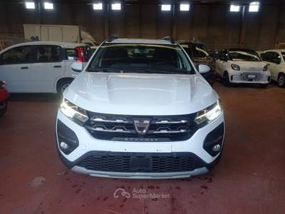 Dacia Sandero Sandero Stepway III 2021 1.0 tce Expression 90cv Bianco usata Torino