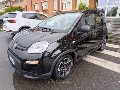 Fiat Panda 1.0 firefly hybrid City Life s&s 70cv 5p.ti Nero usata Torino
